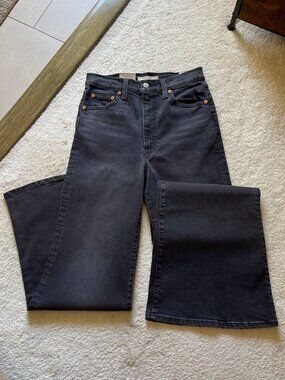 NWT Levi's Ribcage Bells High Rise Grey Wash Women's Jeans Size 29/32